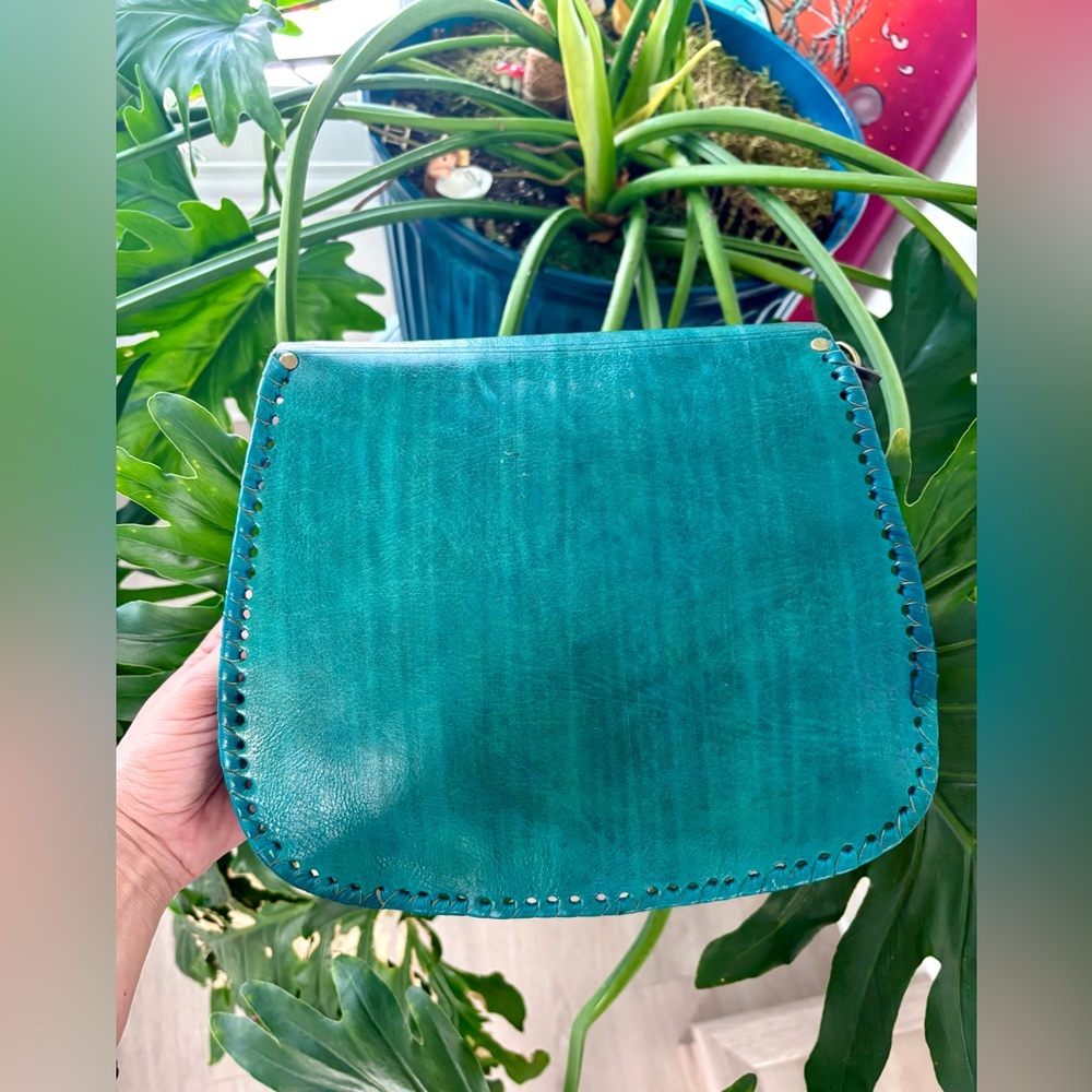 Moroccan Leather Crossbody Bag - Picture 5 of 7
